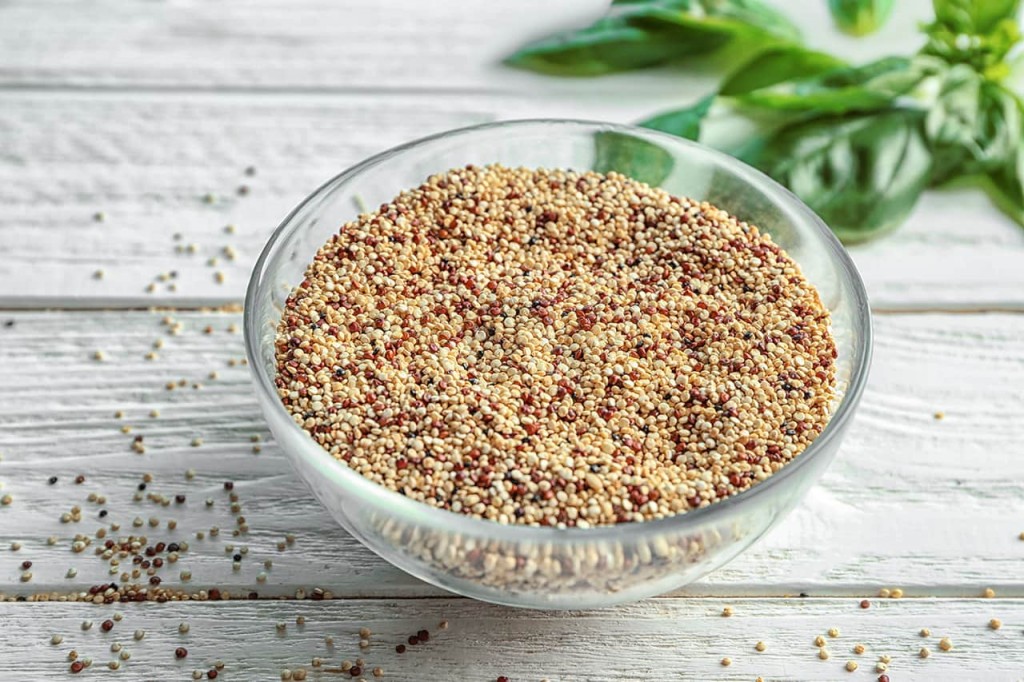 3_glass-bowl-with-raw-quinoa-grains-wooden